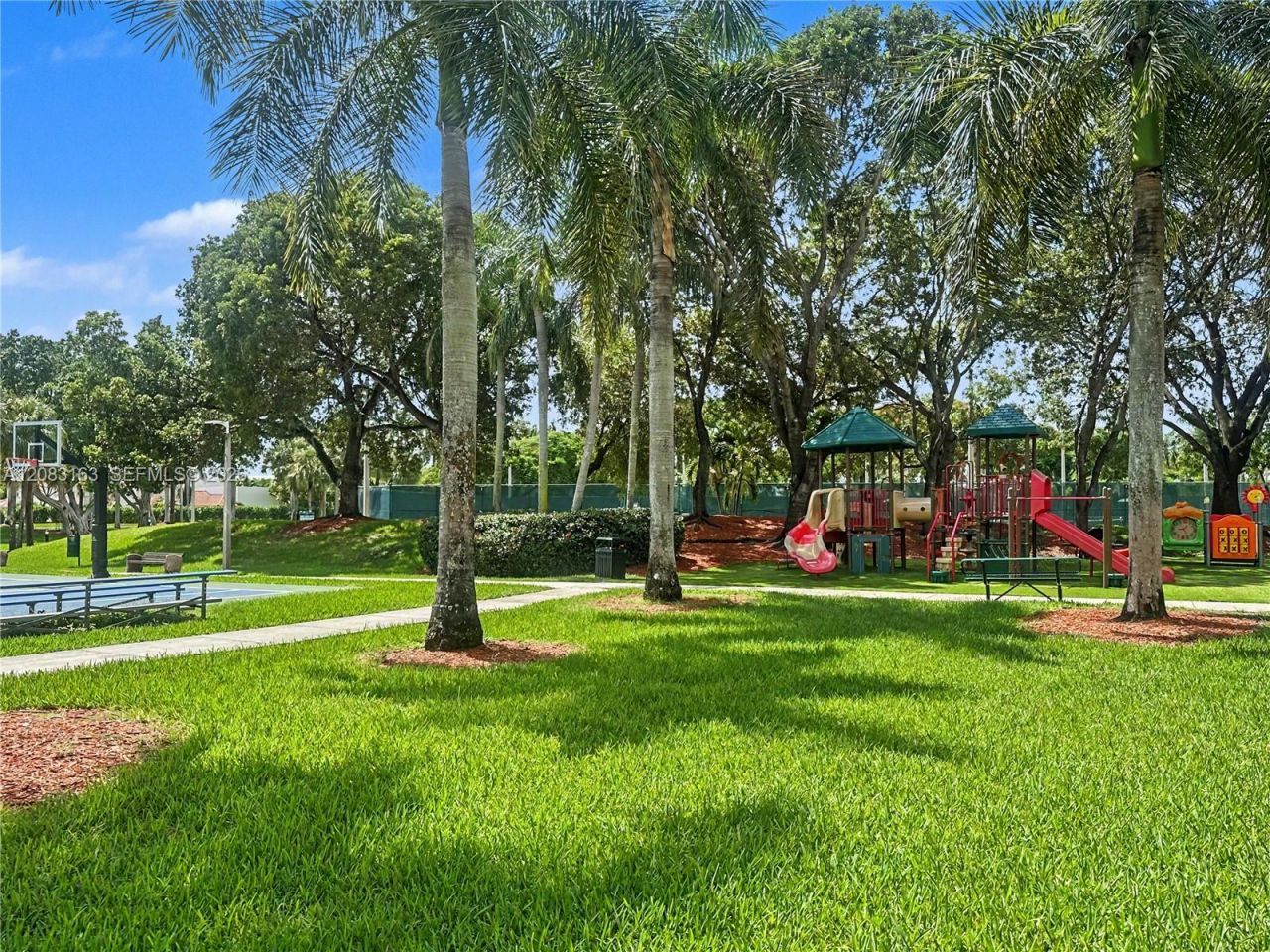 10700 NW 66th St, Unit 513, Doral, FL 33178 Photo