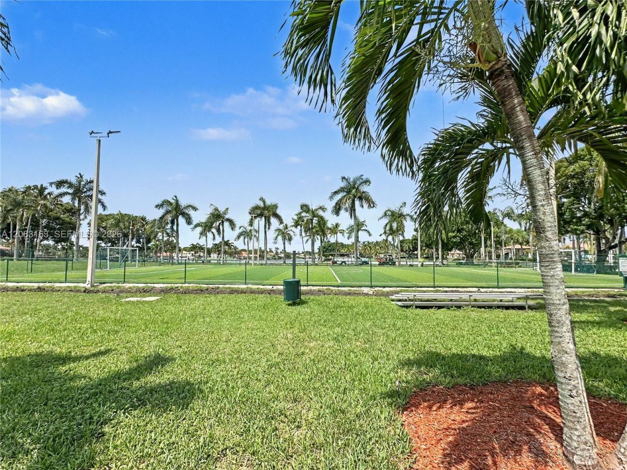 10700 NW 66th St, Unit 513, Doral, FL 33178 Photo