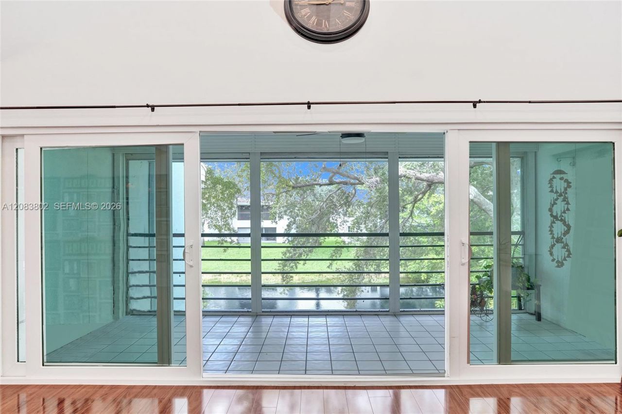 6141 Old Court Rd , Unit 229, Boca Raton, FL 33433 Photo