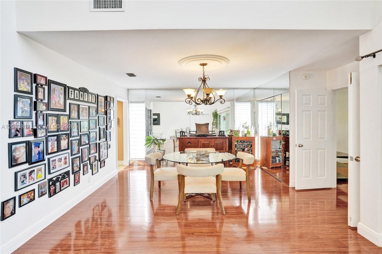 6141 Old Court Rd , Unit 229, Boca Raton, FL 33433 Photo