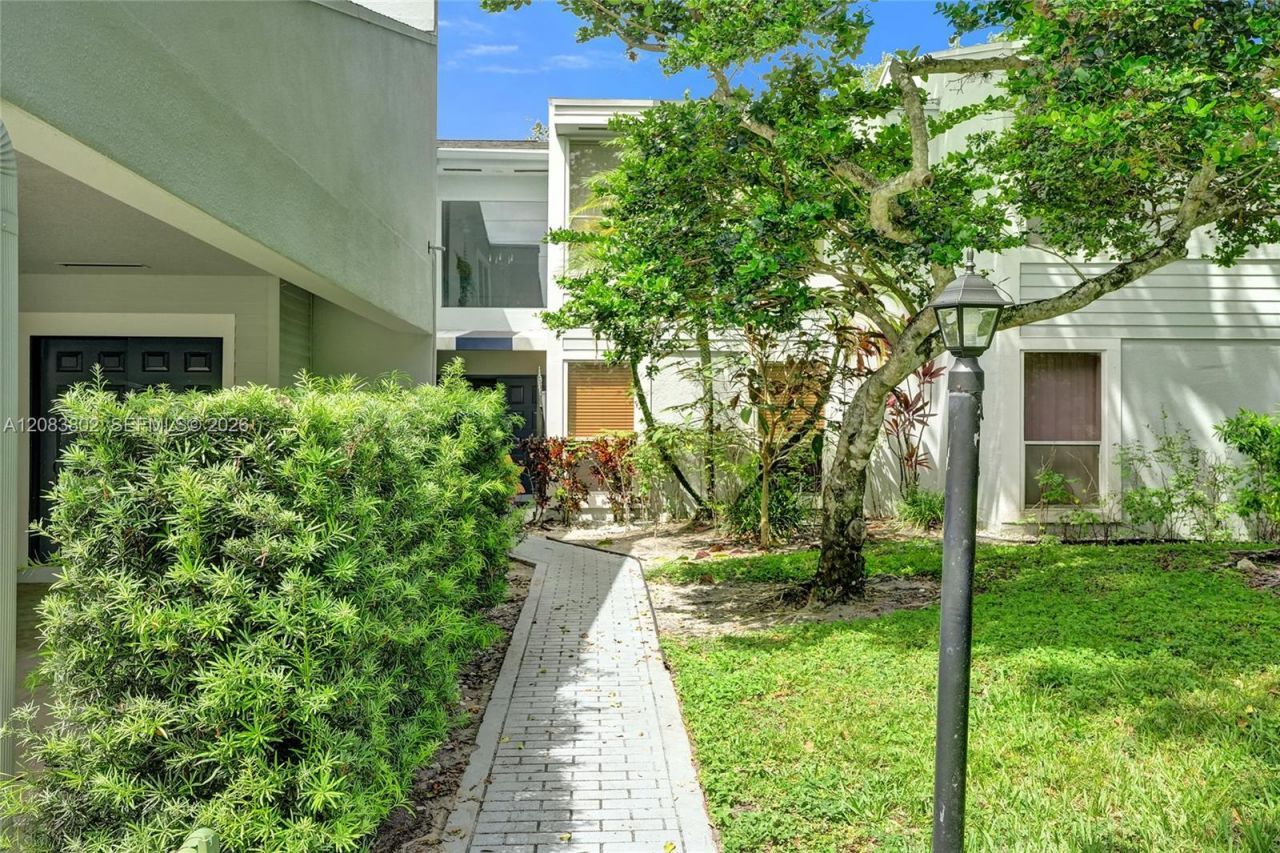 6141 Old Court Rd , Unit 229, Boca Raton, FL 33433 Photo