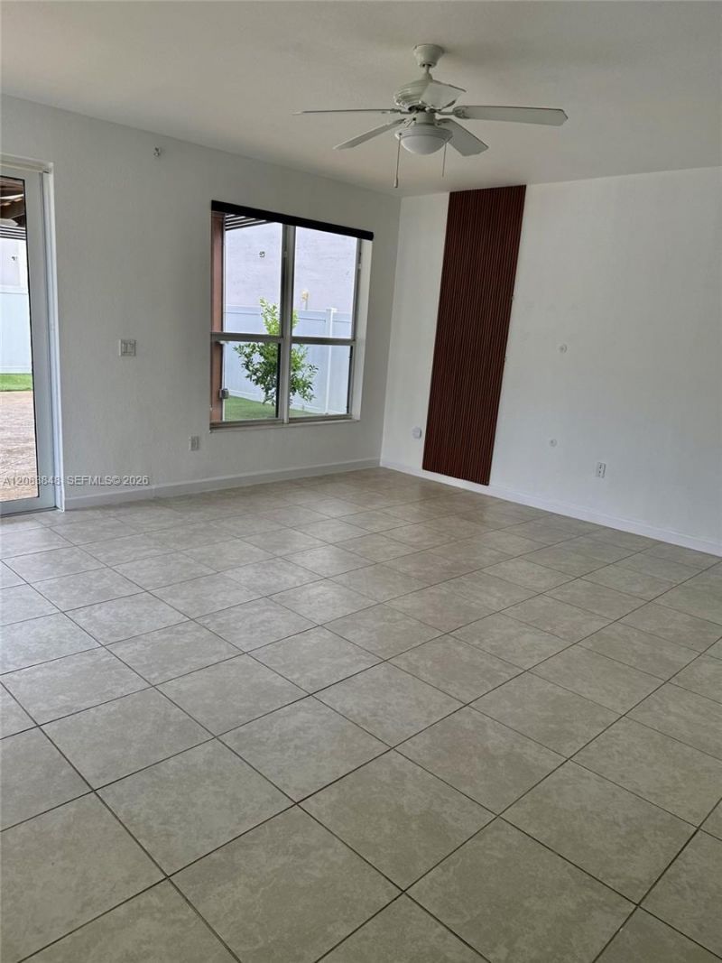 17081 SW 94th Way , Miami, FL 33196 Photo