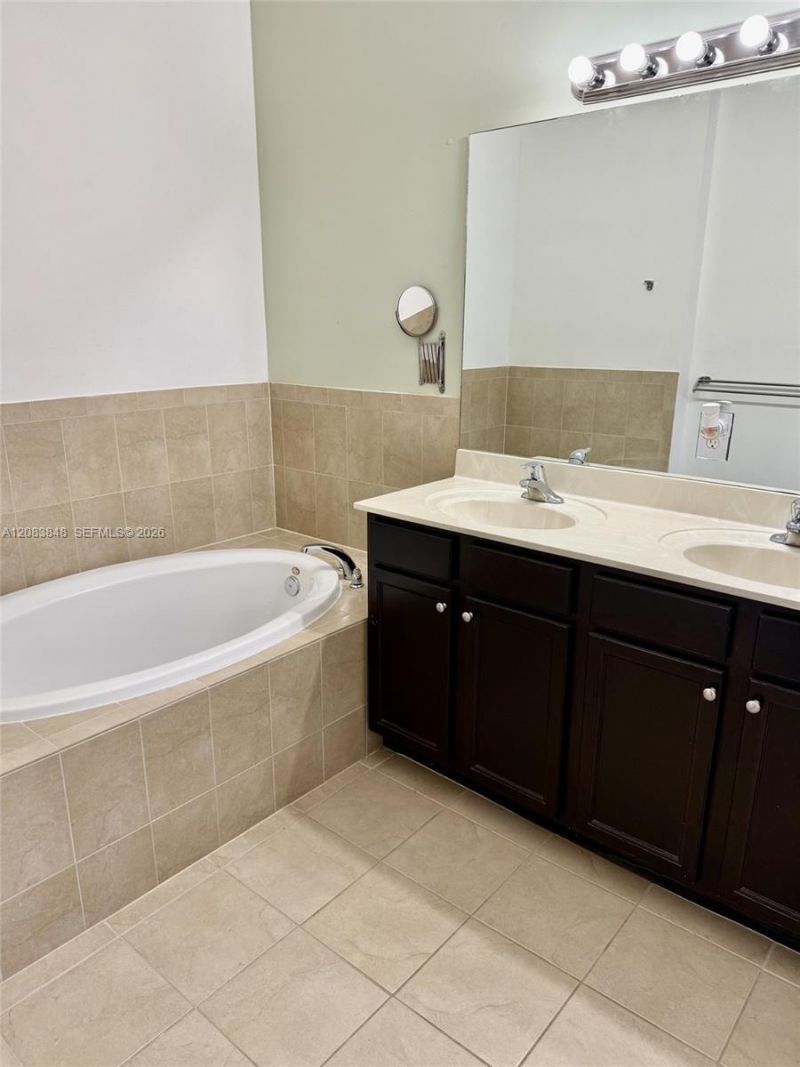 17081 SW 94th Way , Miami, FL 33196 Photo