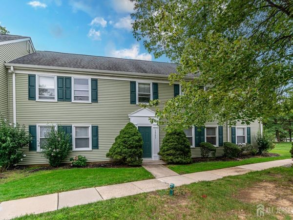 456 Roxbury Lane , Monroe Township, NJ 08831