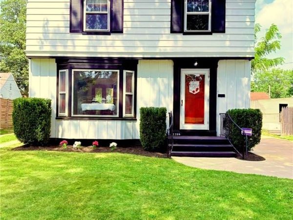 17706 Ponciana Avenue, Cleveland, OH 44135