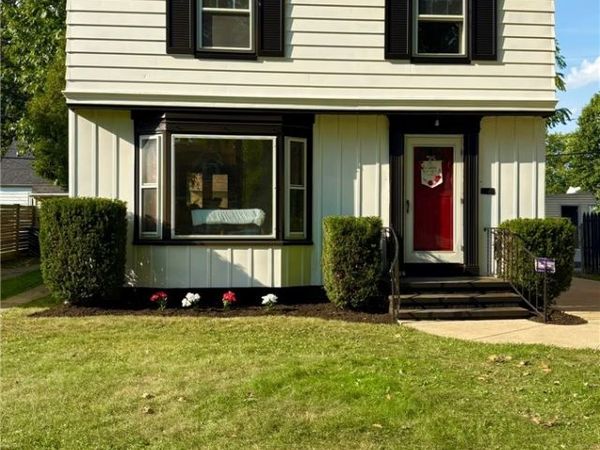 17706 Ponciana Avenue , Cleveland, OH 44135