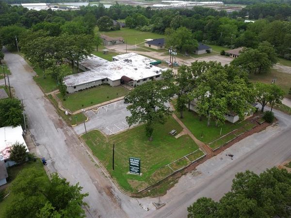 707 N Waldrip Street , Grand Saline, TX 75140