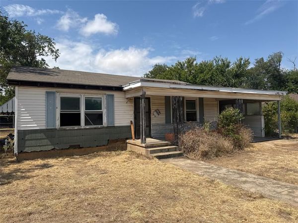 1305 W 11th Street , McGregor, TX 76657