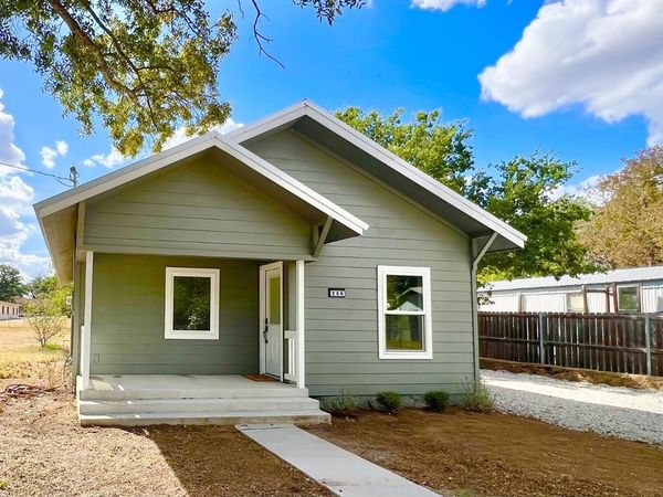 206 Vine Street, Bangs, TX 76823