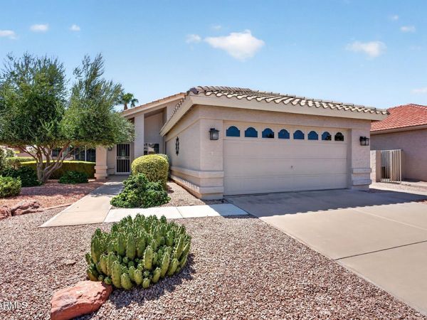 10209 E COOPERS HAWK Drive, Sun Lakes, AZ 85248