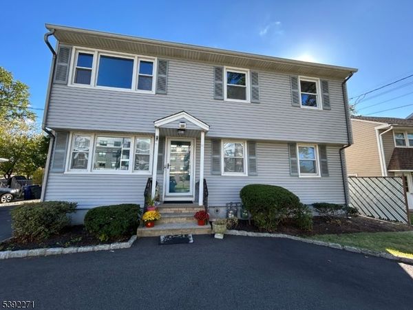 85 Valley Rd, Clark, NJ 07066