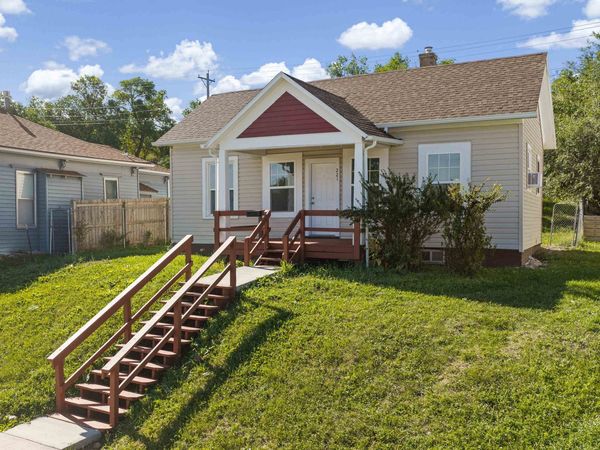 221 Quincy Street, Rapid City, SD 57701