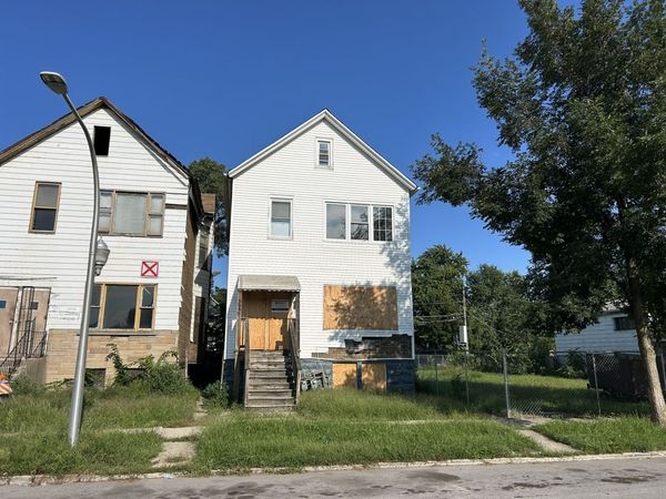 5649 S Shields Avenue , Chicago, IL 60621