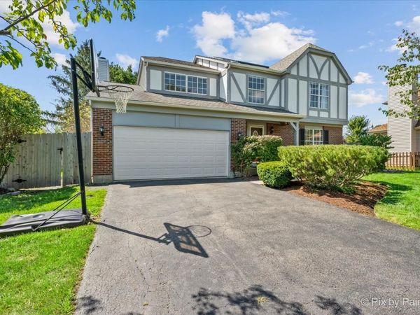 344 Yorkshire Drive, Mundelein, IL 60060