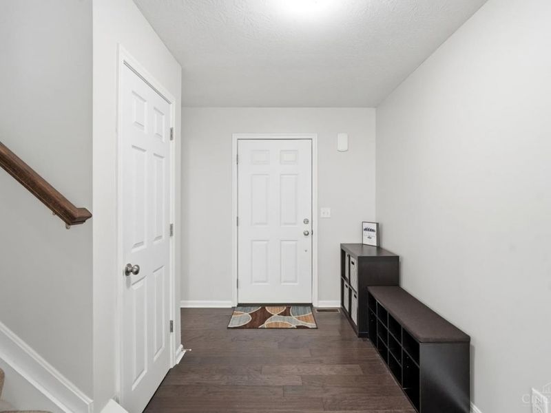 7412 Hunters Creek Lane, Colerain Township, OH 45247 Photo 7
