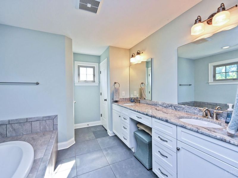 7320 Miami Hills Drive, Madeira, OH 45243 Photo 36