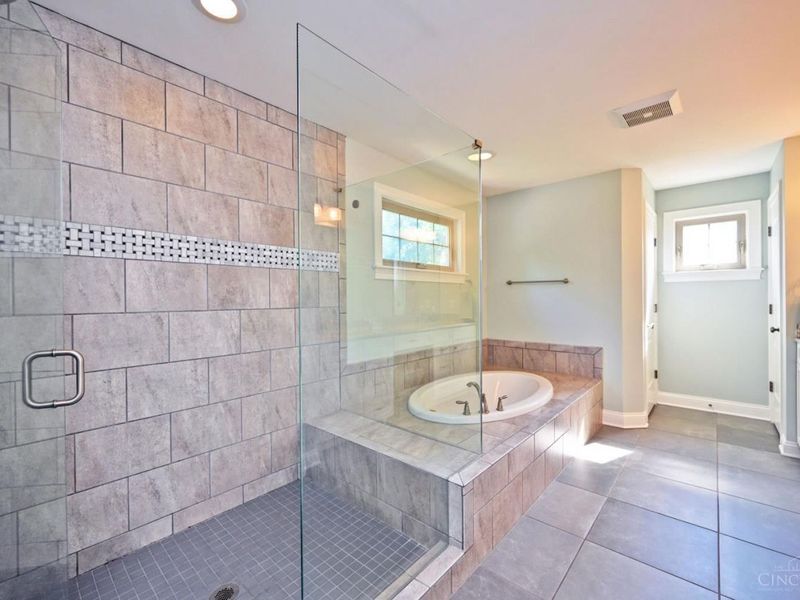 7320 Miami Hills Drive, Madeira, OH 45243 Photo 37