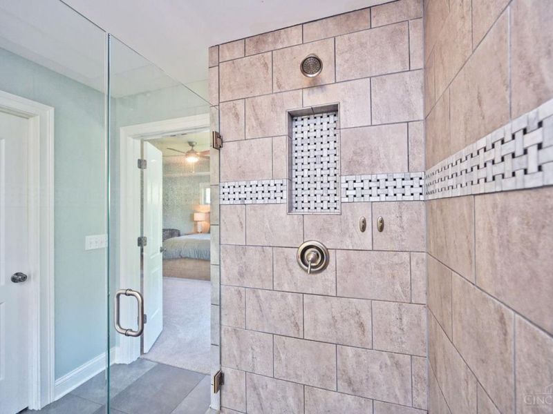 7320 Miami Hills Drive, Madeira, OH 45243 Photo 38