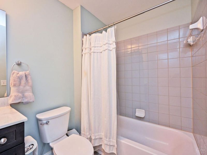 7320 Miami Hills Drive, Madeira, OH 45243 Photo 47