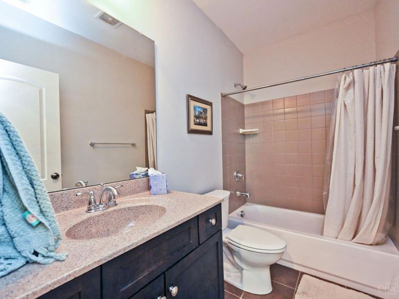 7320 Miami Hills Drive, Madeira, OH 45243 Photo 62