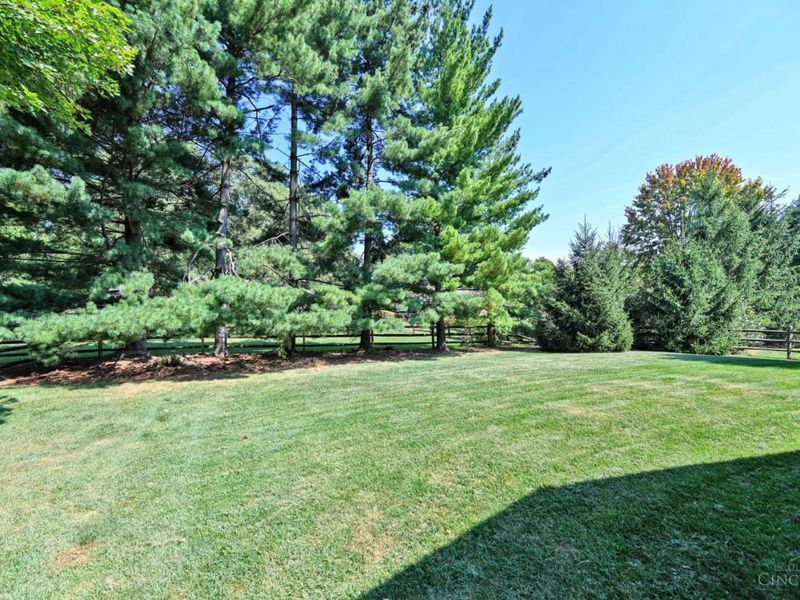 7320 Miami Hills Drive, Madeira, OH 45243 Photo 71