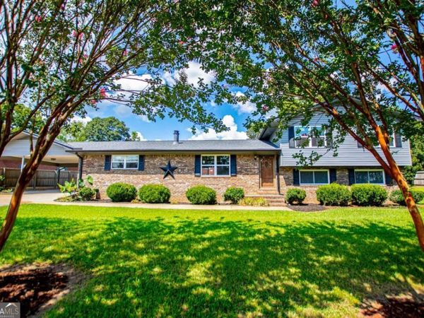 74 Adams Street, Heflin, AL 36264