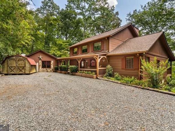 717 Evergreen Lane, Unit 4, Mineral Bluff, GA 30559