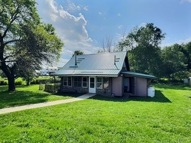 377 Hunts Corners Road, Marathon, NY 13803