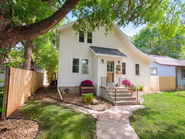 1210 13 1/2 Street S, Fargo, ND 58103