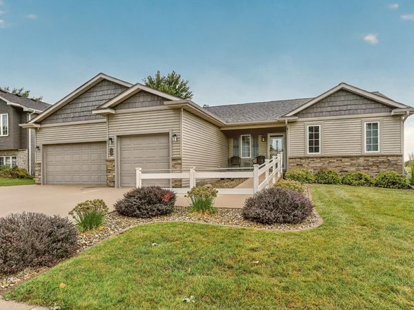 905 22nd Street NE, Kasson, MN 55944