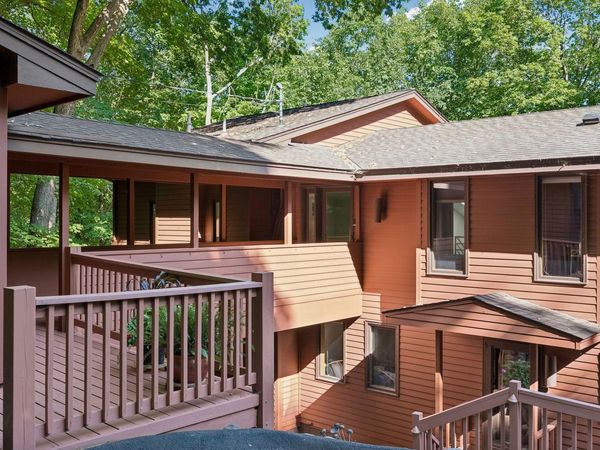 5845 Ridge Road, Shorewood, MN 55331