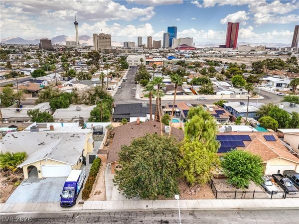 2617 YARDLEY Street, Las Vegas, NV 89102