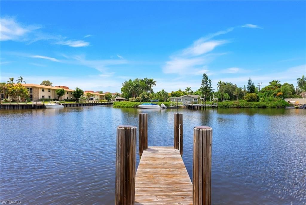 1095 Sandpiper St , Naples, FL 34102 Photo
