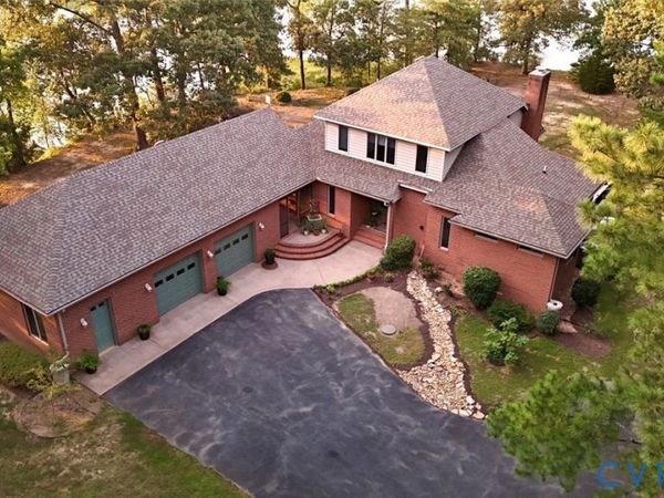447 Tranquility Road , Reedville, VA 22539