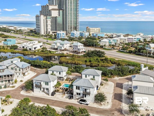 11 Meeting House Square, Orange Beach, AL 36561