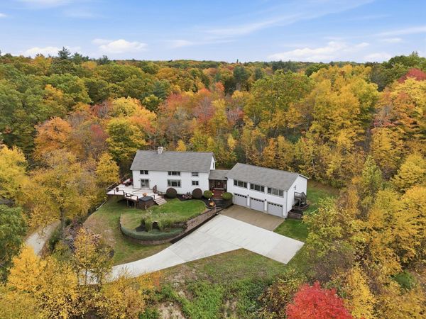 89 Pomeroy Road, Montgomery, MA 01085