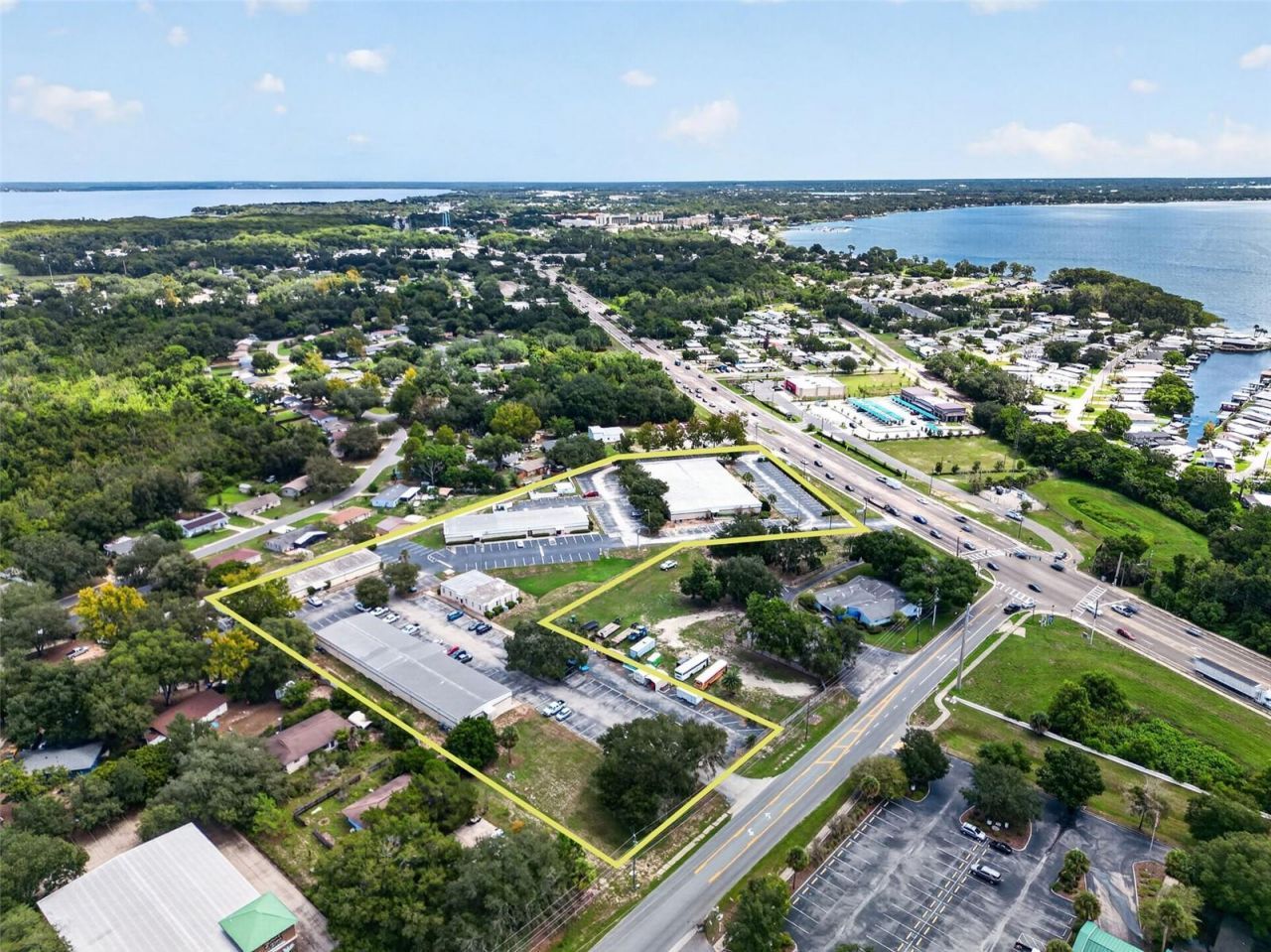1300 S Duncan Drive, Tavares, FL 32778 Photo