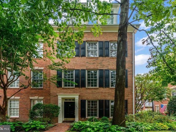 1210 ROUNDHOUSE LANE , ALEXANDRIA, VA 22314