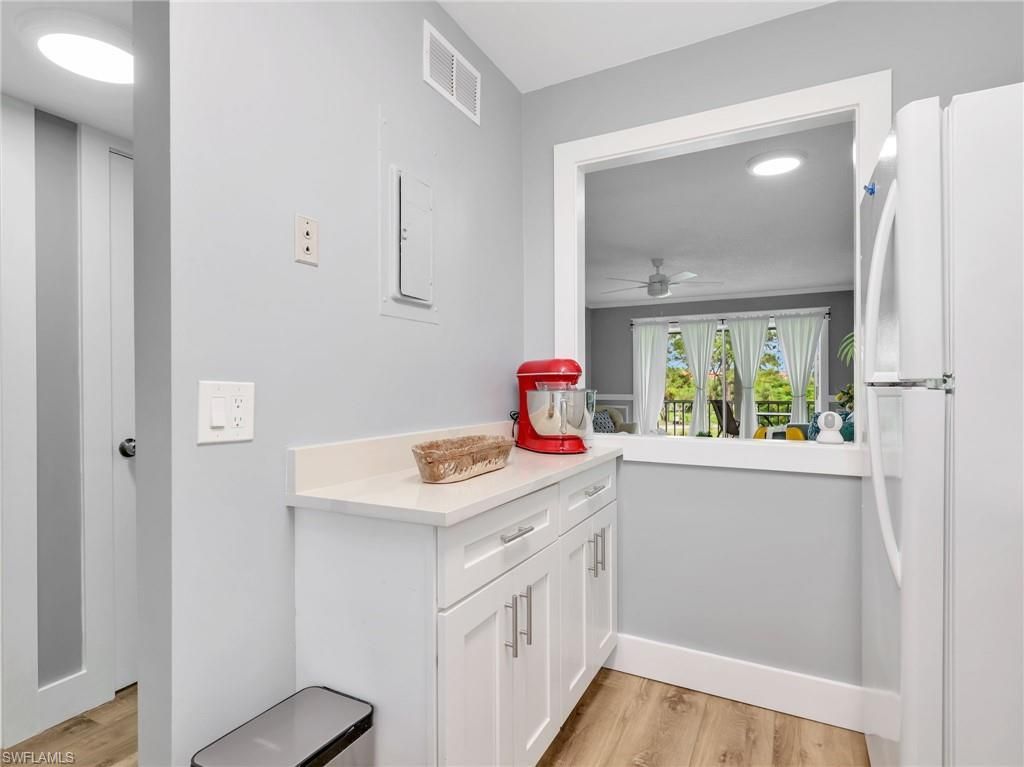 150 Turtle Lake Ct , Unit 303, Naples, FL 34105 Photo