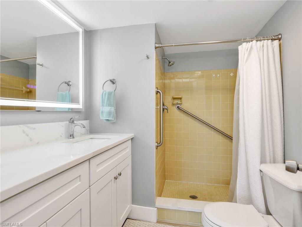 150 Turtle Lake Ct , Unit 303, Naples, FL 34105 Photo