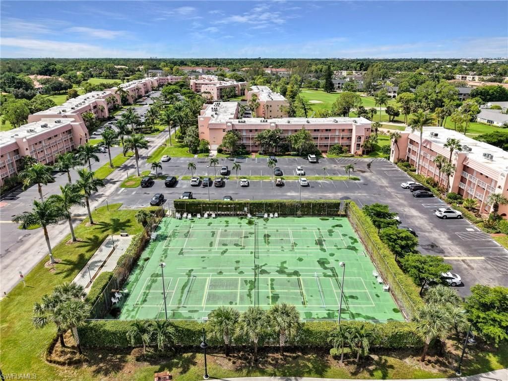 150 Turtle Lake Ct , Unit 303, Naples, FL 34105 Photo