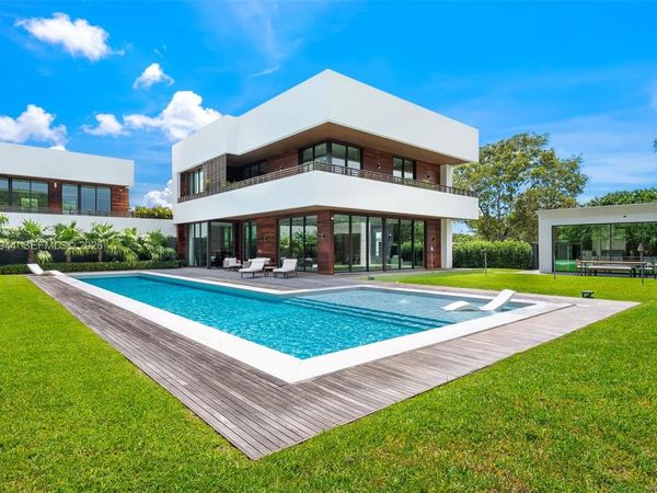 9860 NE 5th Ave Rd , Miami Shores, FL 33138
