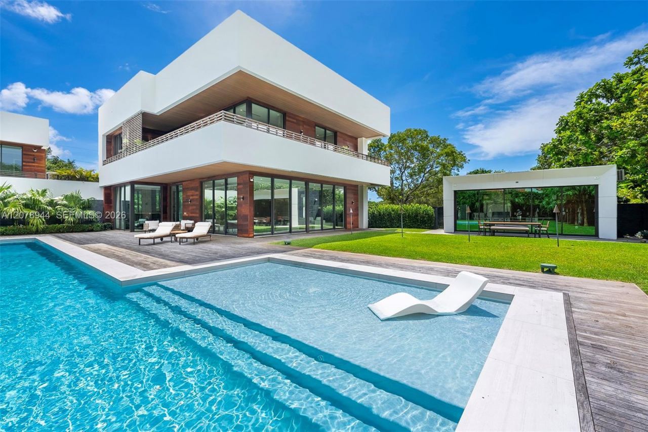 9860 NE 5th Ave Rd , Miami Shores, FL 33138 Photo