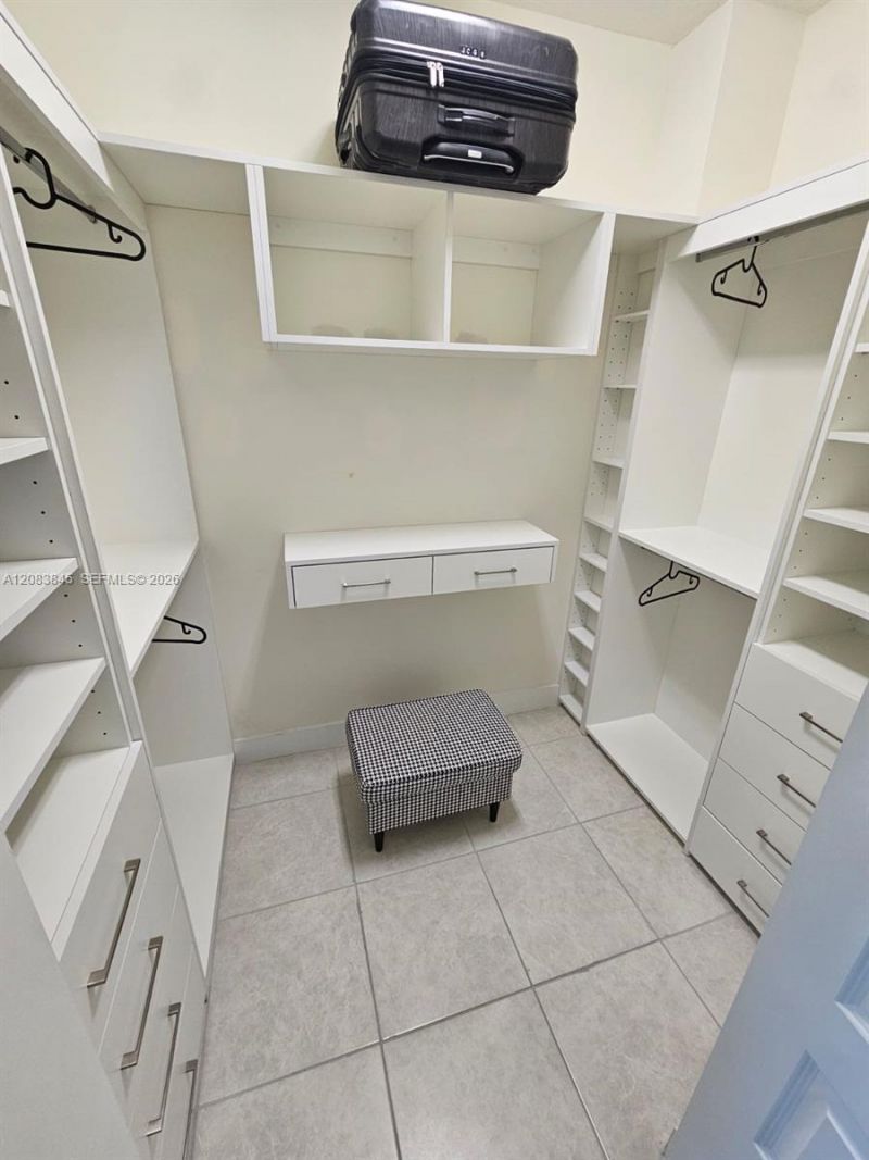 8301 NW 41st St, Unit B-402, Doral, FL 33166 Photo