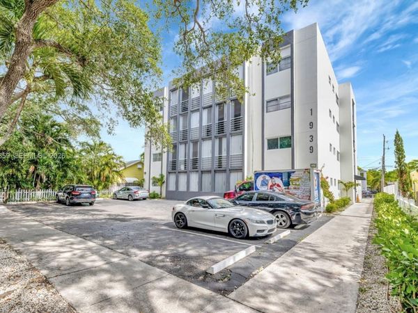 1939 Jefferson St , Unit 103, Hollywood, FL 33020