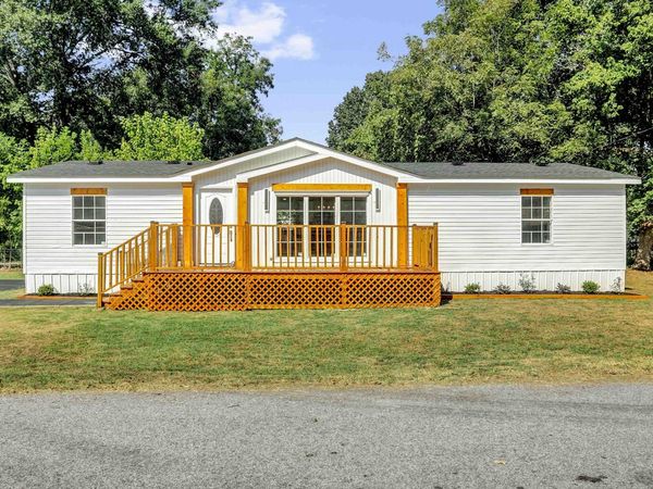 25 SOMERVILLE ST, Moscow, TN 38057