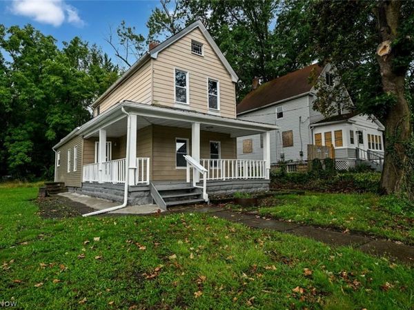 906 E Buchtel Avenue , Akron, OH 44319