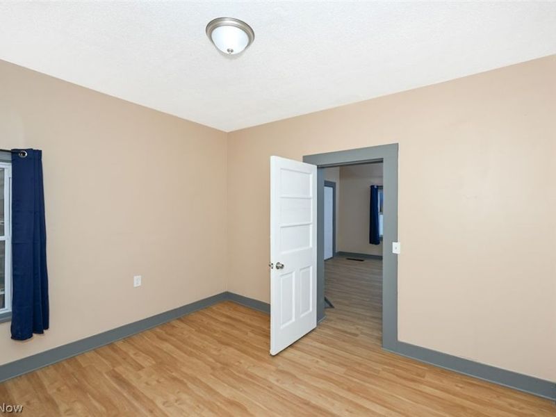 906 E Buchtel Avenue, Akron, OH 44319 Photo 13