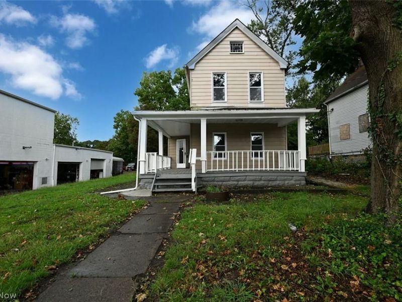 906 E Buchtel Avenue, Akron, OH 44319 Photo 2