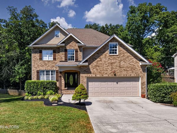 8821 Nubbin Ridge Rd, Knoxville, TN 37923